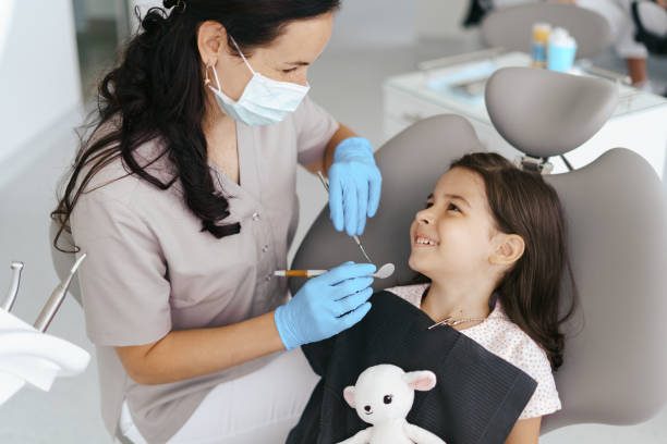 Best Emergency Wisdom Teeth Removal in Fall River, MA